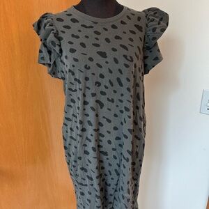 Clare V Ruffle Dress Gray Womens Large Jaguar Print T-Shirt Cotton New with Tags